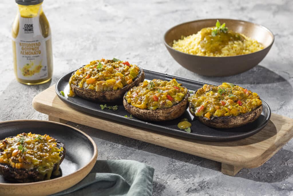 Stuffed mushrooms with lemon sauce